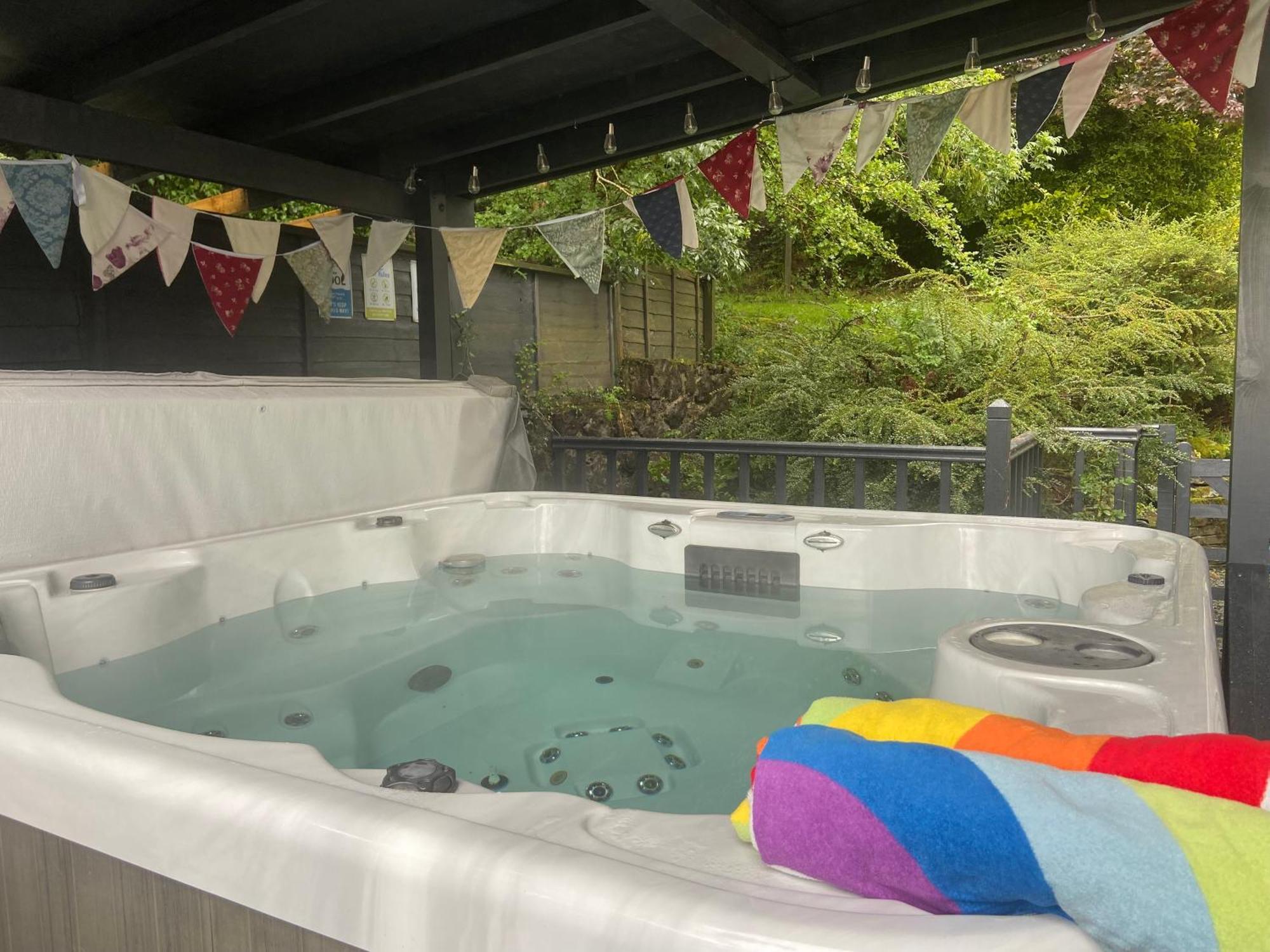 Вілла Carreg Y Garth Isaf - Hot Tub Nr Zip World Бангор Екстер'єр фото